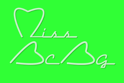 Miss BCBG Green, par Xavier E. G. Dierick